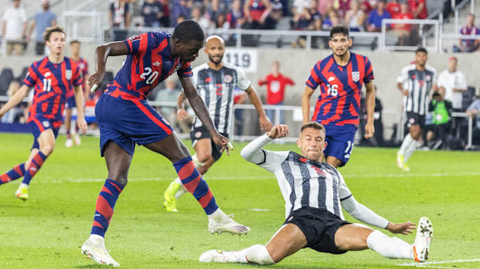 Tim Weah shoots on goal for the USA vs. Costa Rica
